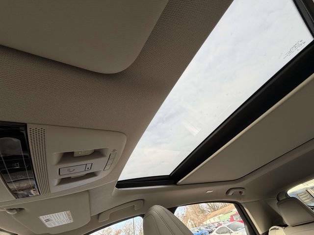 Used 2023 Nissan Ariya AWD image 18