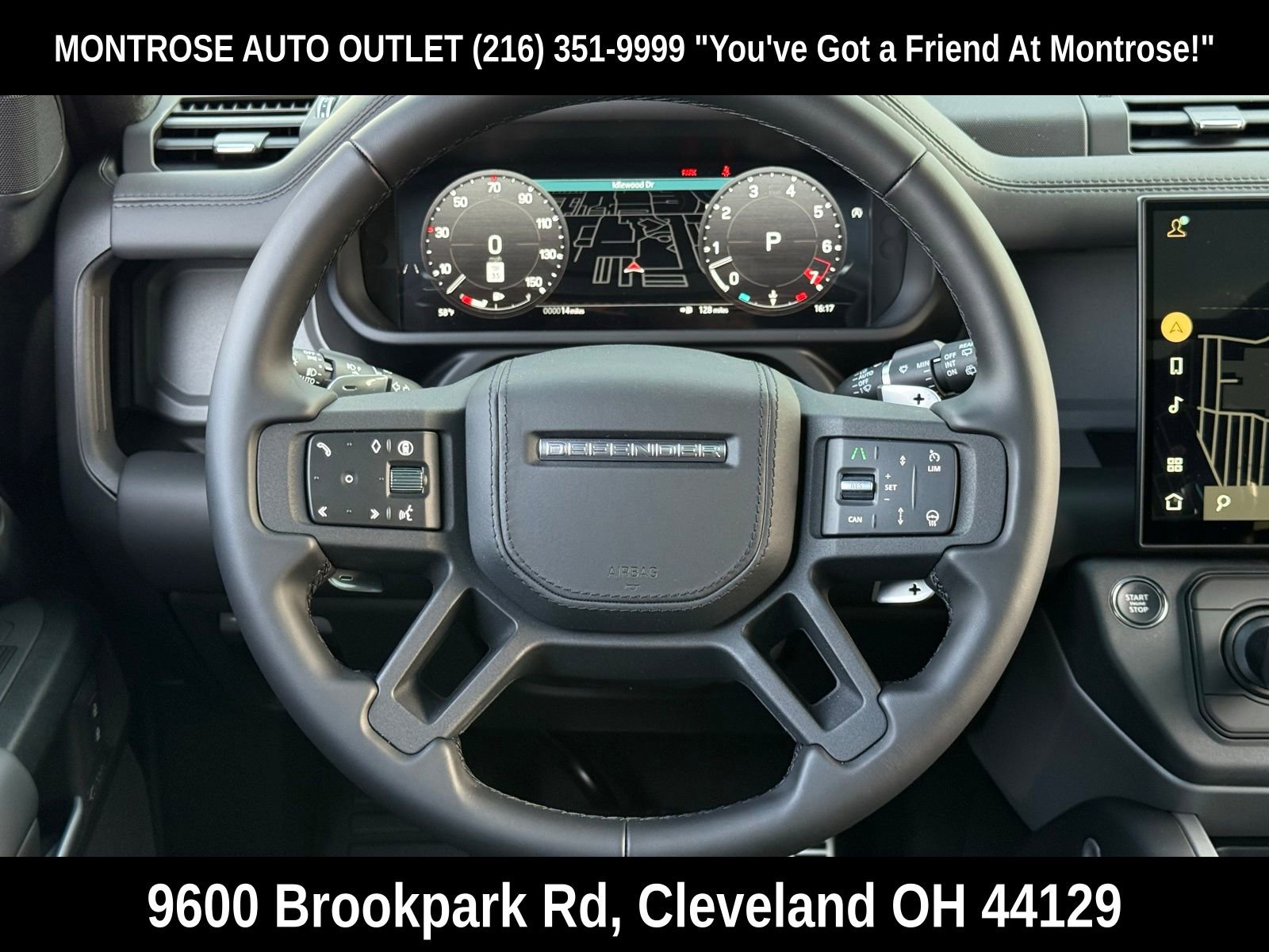 New 2026 Land Rover Defender 130 X-Dynamic SE image 32