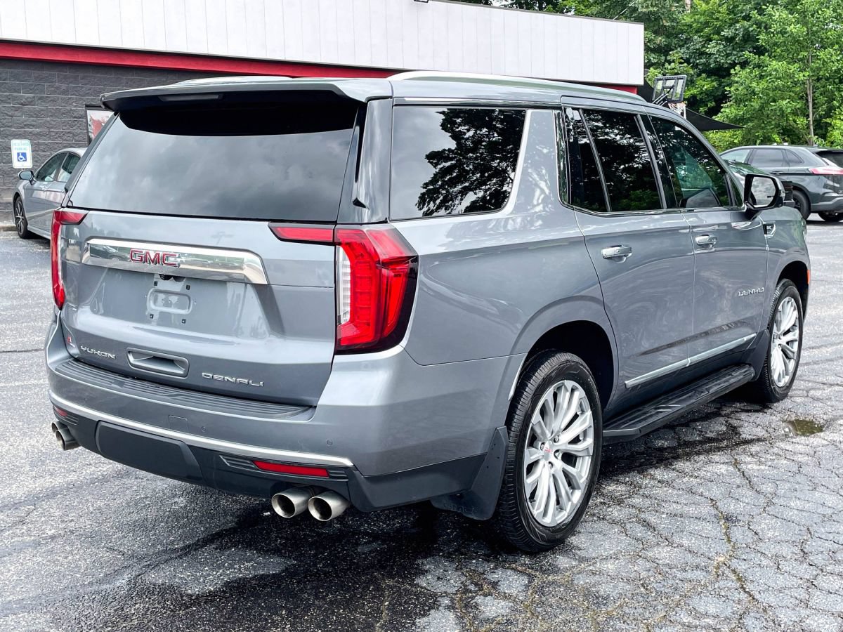 Used 2022 GMC Yukon Denali AWD/4WD image 6