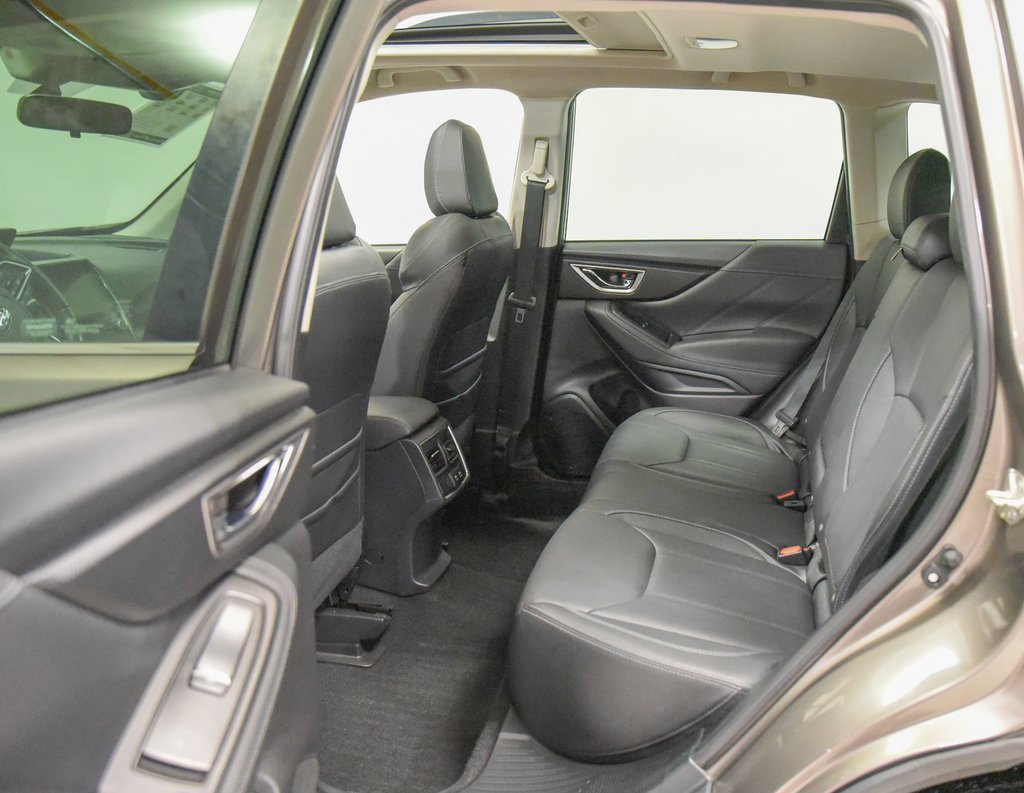 Used 2020 Subaru Forester Limited image 4
