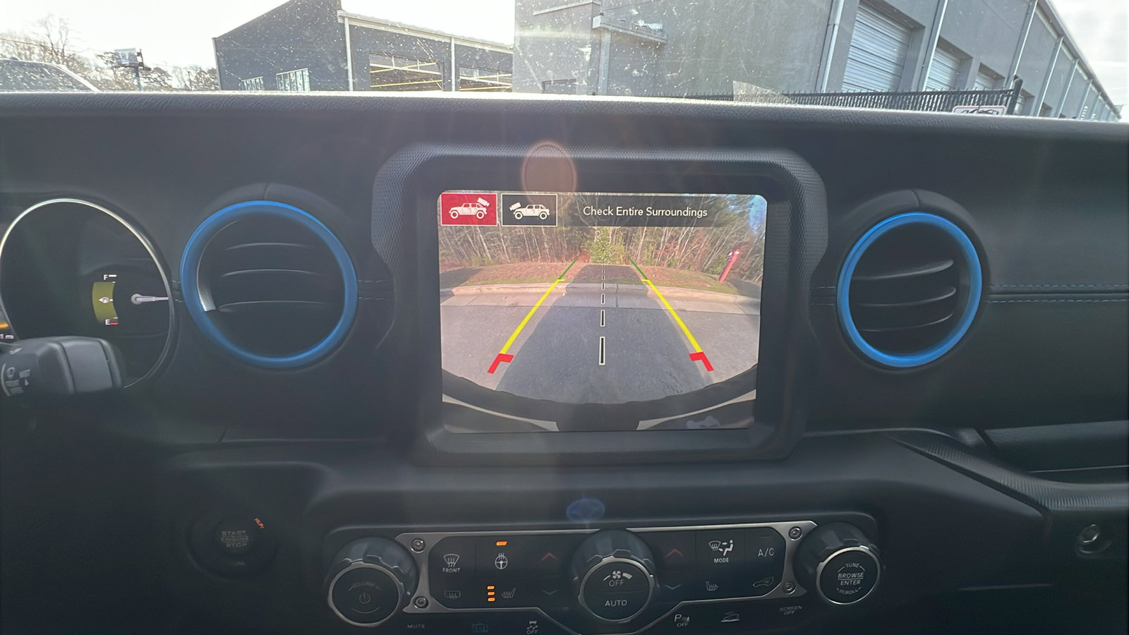 Used 2021 Jeep Wrangler Unlimited Rubicon 4xe w/ Cold Weather Group image 34