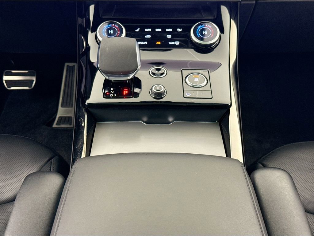 Used 2023 Land Rover Range Rover Sport SE Dynamic image 12