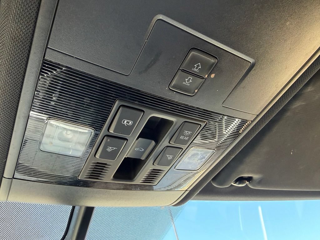 Used 2022 Volkswagen Atlas Cross Sport SE w/ Panoramic Sunroof Package AWD/4WD image 23