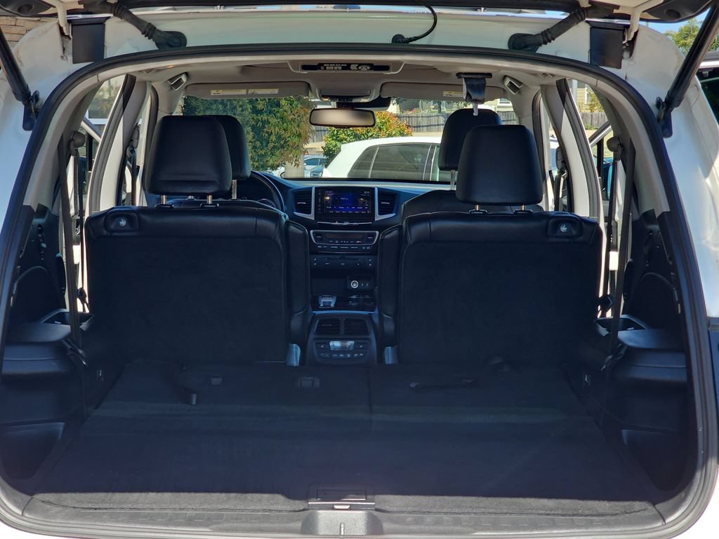Used 2017 Honda Pilot Elite image 14