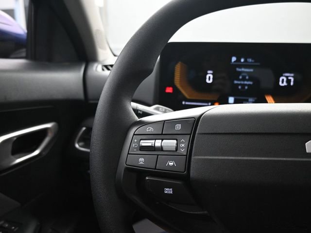Used 2025 Kia K4 LXS image 14