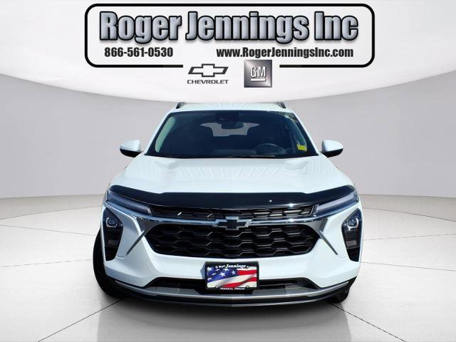 Used 2024 Chevrolet Trax LT w/ Driver Confidence Package image 7