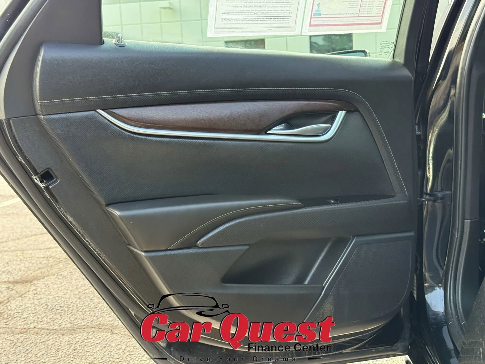 Used 2019 Cadillac XTS Luxury image 13