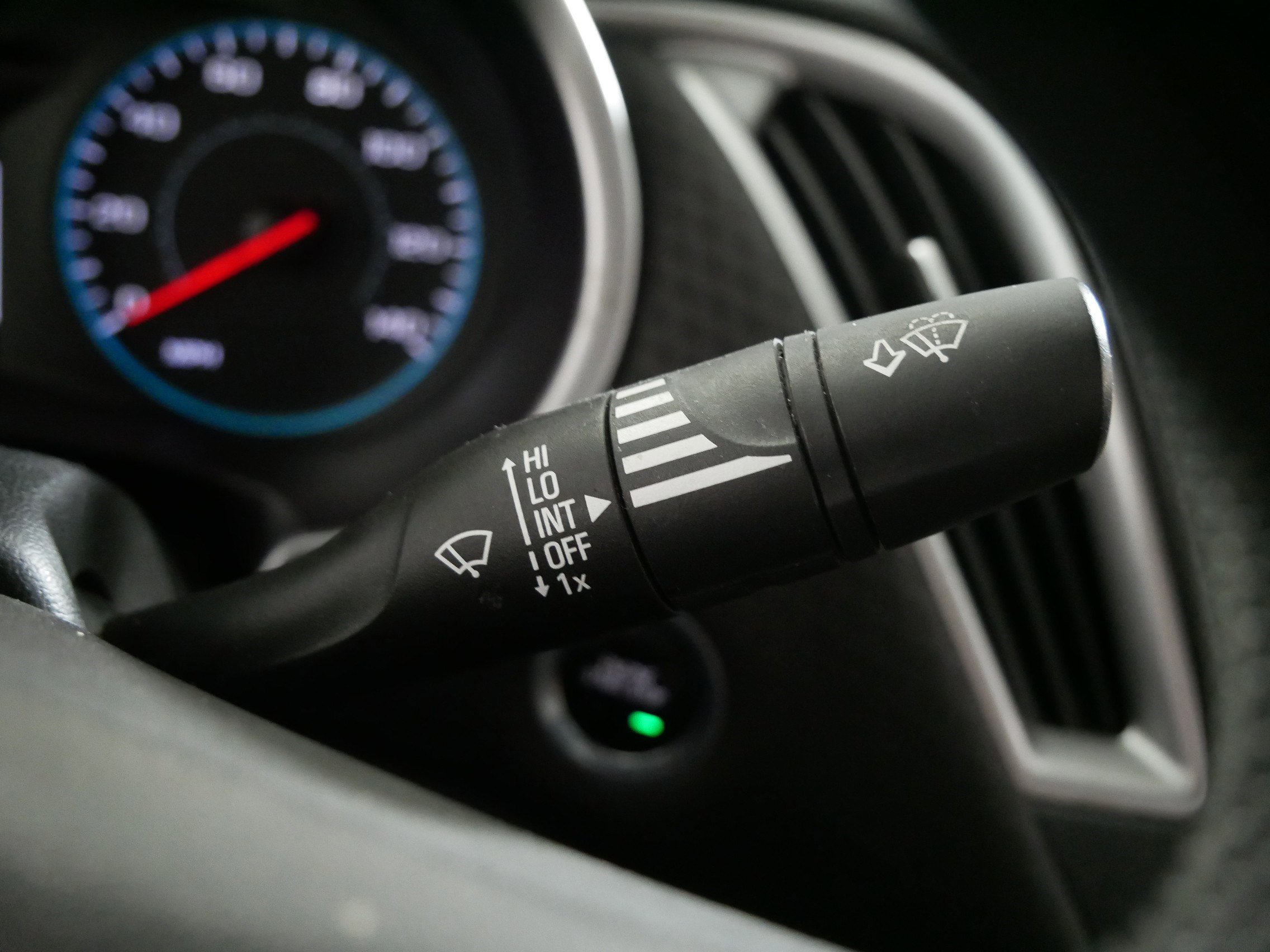 Used 2020 Chevrolet Malibu LS w/ Driver Confidence Package II image 33