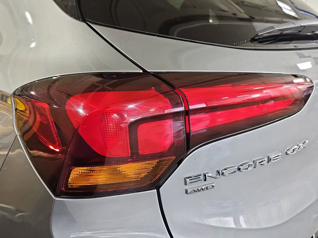 Used 2023 Buick Encore GX Select image 40