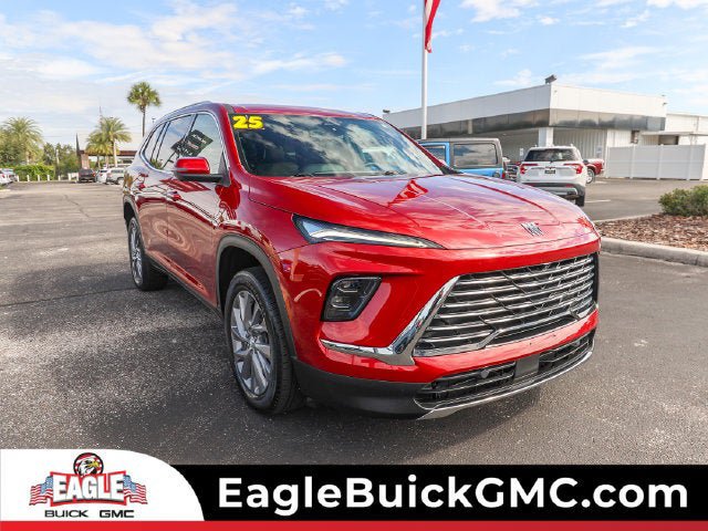 Used 2025 Buick Enclave Preferred AWD/4WD image 1