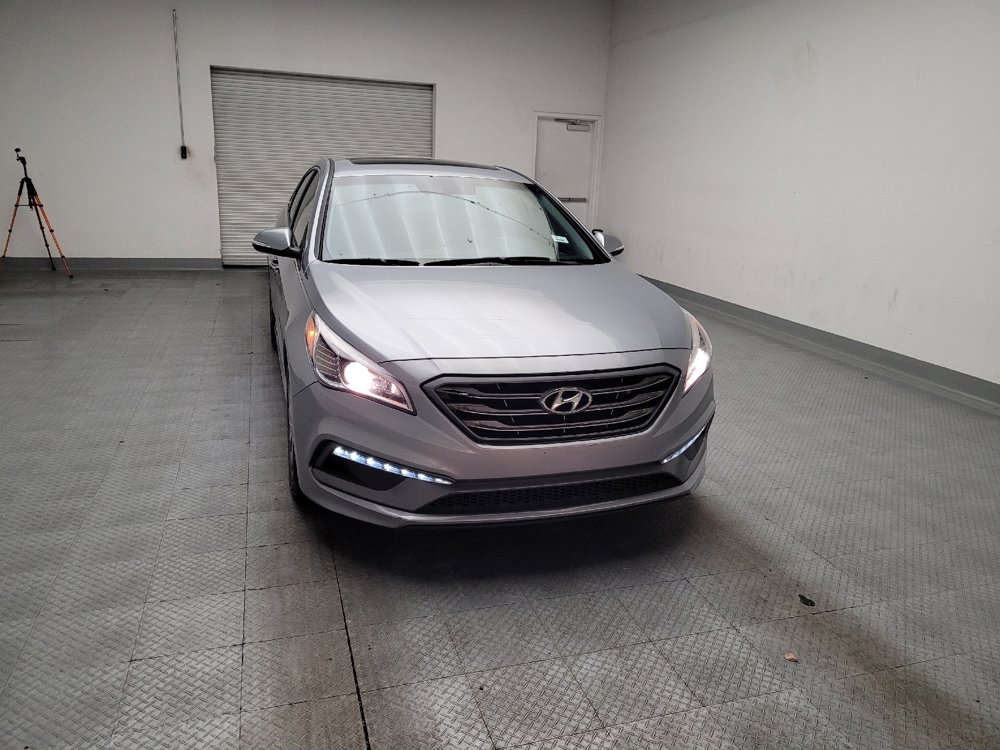Used 2017 Hyundai Sonata Sport w/ Value Edition Package 02 FWD image 14