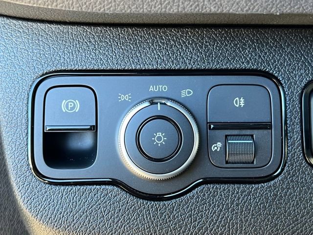 New 2025 Mercedes-Benz Sprinter 2500 image 17