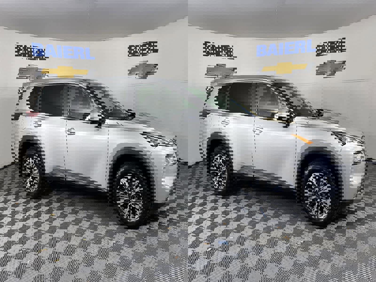 Used 2022 Nissan Rogue SV image 6