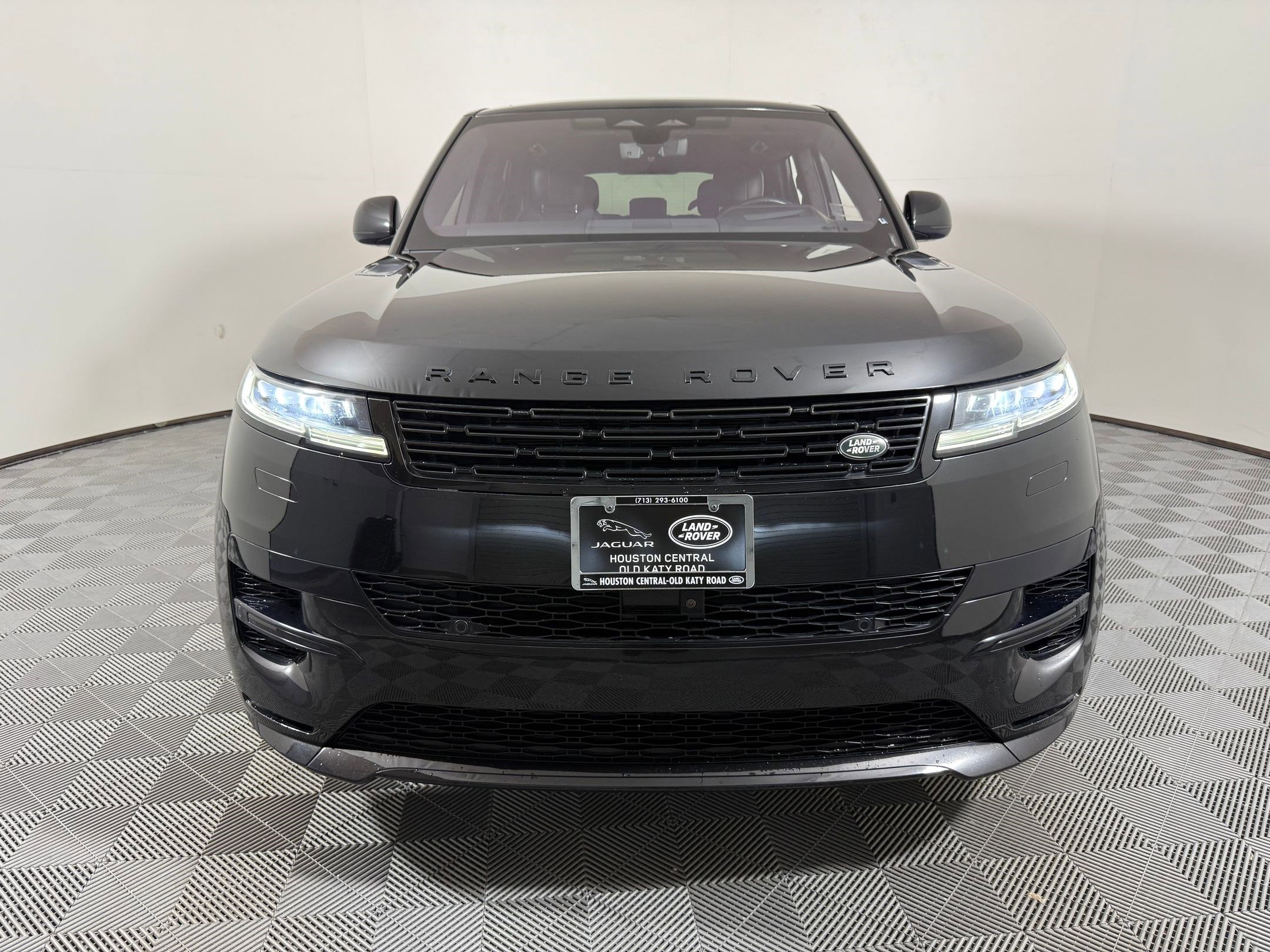 Used 2023 Land Rover Range Rover Sport First Edition AWD/4WD image 6