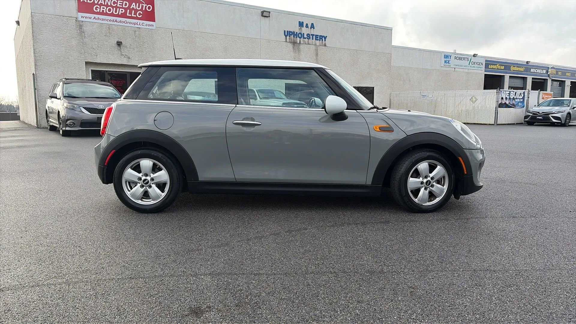 Used 2014 MINI Cooper 2-Door Hardtop image 45