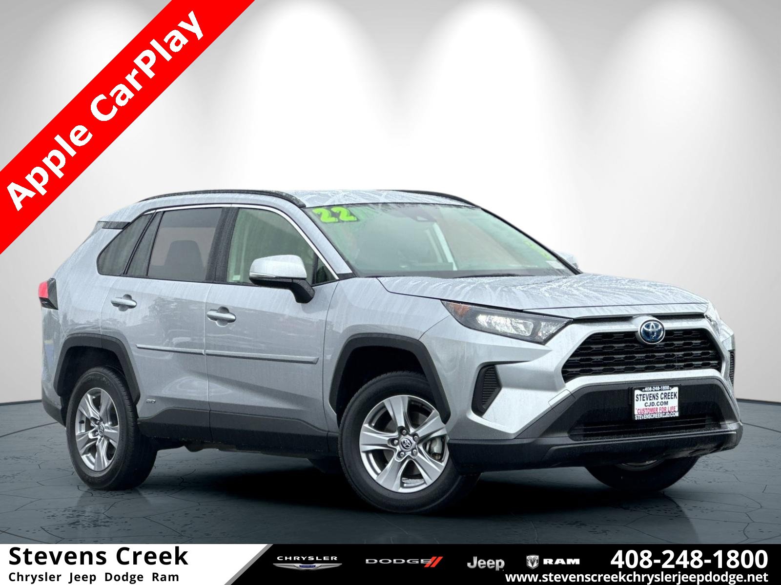 Used 2022 Toyota RAV4 LE image 1