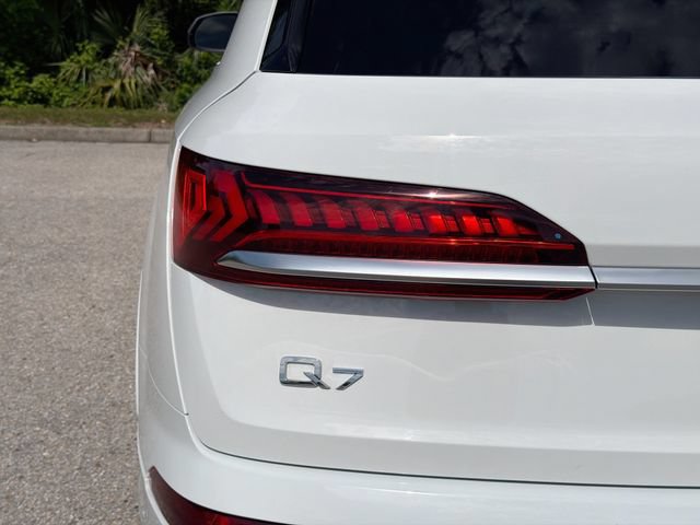Used 2022 Audi Q7 2.0T Premium w/ Convenience Package AWD/4WD image 10