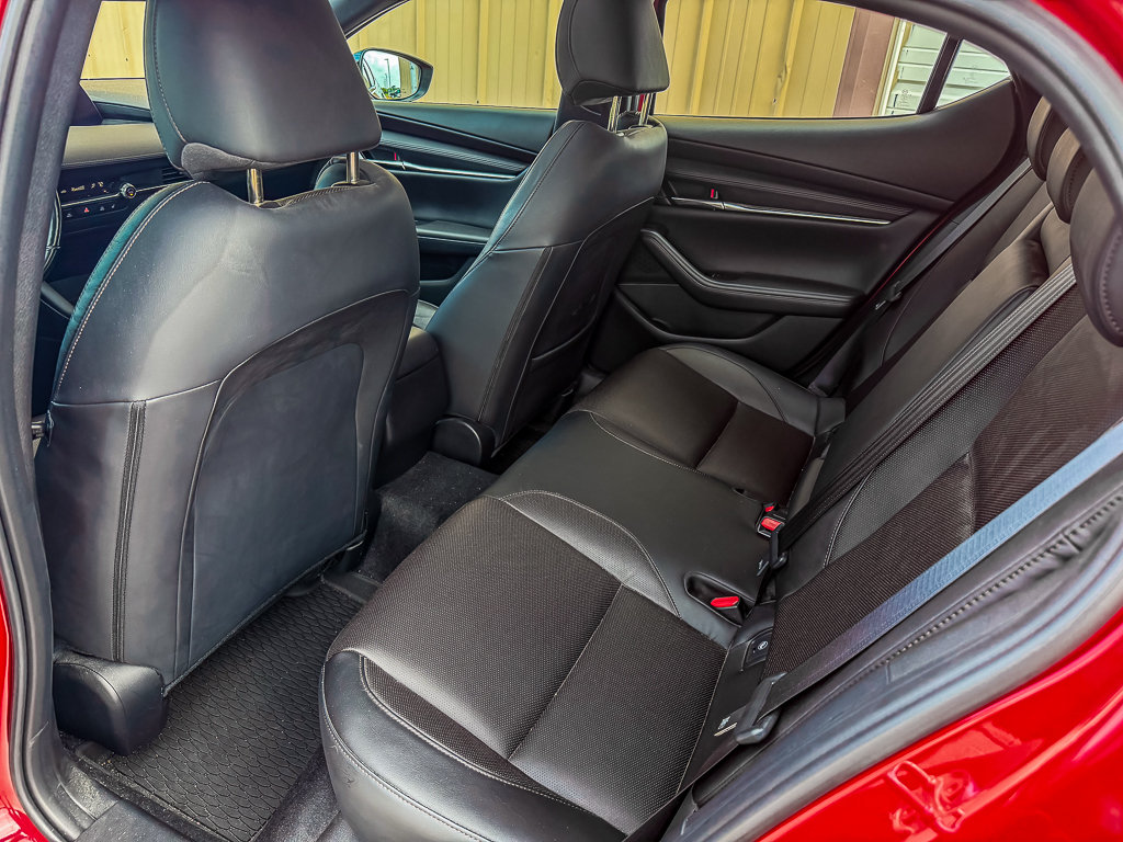 Used 2023 MAZDA MAZDA3 Hatchback w/Premium Plus Pkg AWD/4WD image 20
