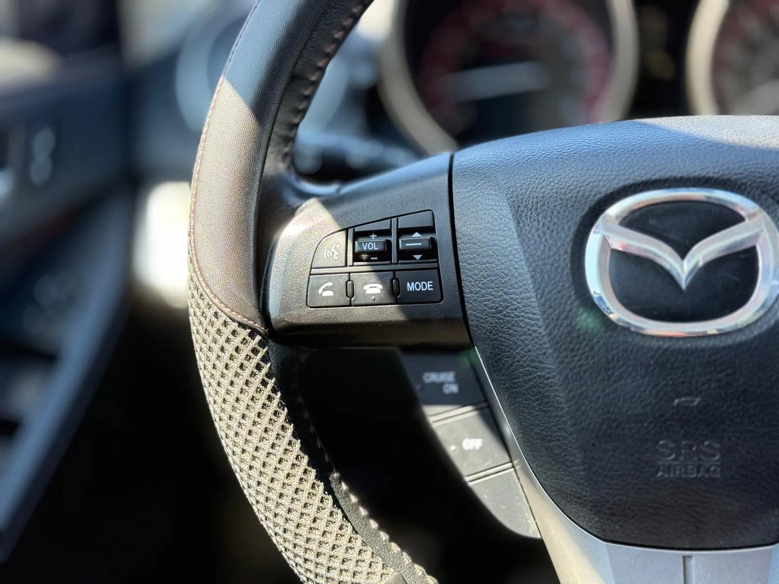 Used 2012 MAZDA MAZDA3 Touring w/ Mazdaspeed Tech Pkg FWD image 20