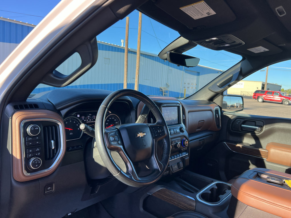 Used 2021 Chevrolet Silverado 1500 High Country w/ Technology Package AWD/4WD image 25