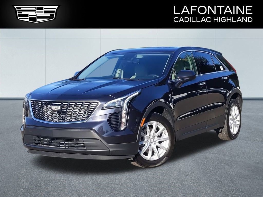 Certified 2023 Cadillac XT4 Luxury w/ Cold Weather Package image 1