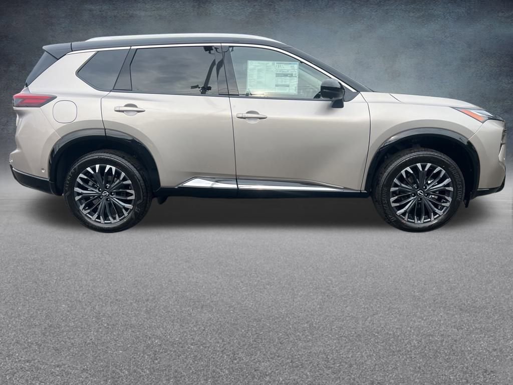 New 2026 Nissan Rogue Platinum image 8