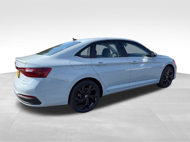 New 2027 Volkswagen Jetta SE FWD image 7