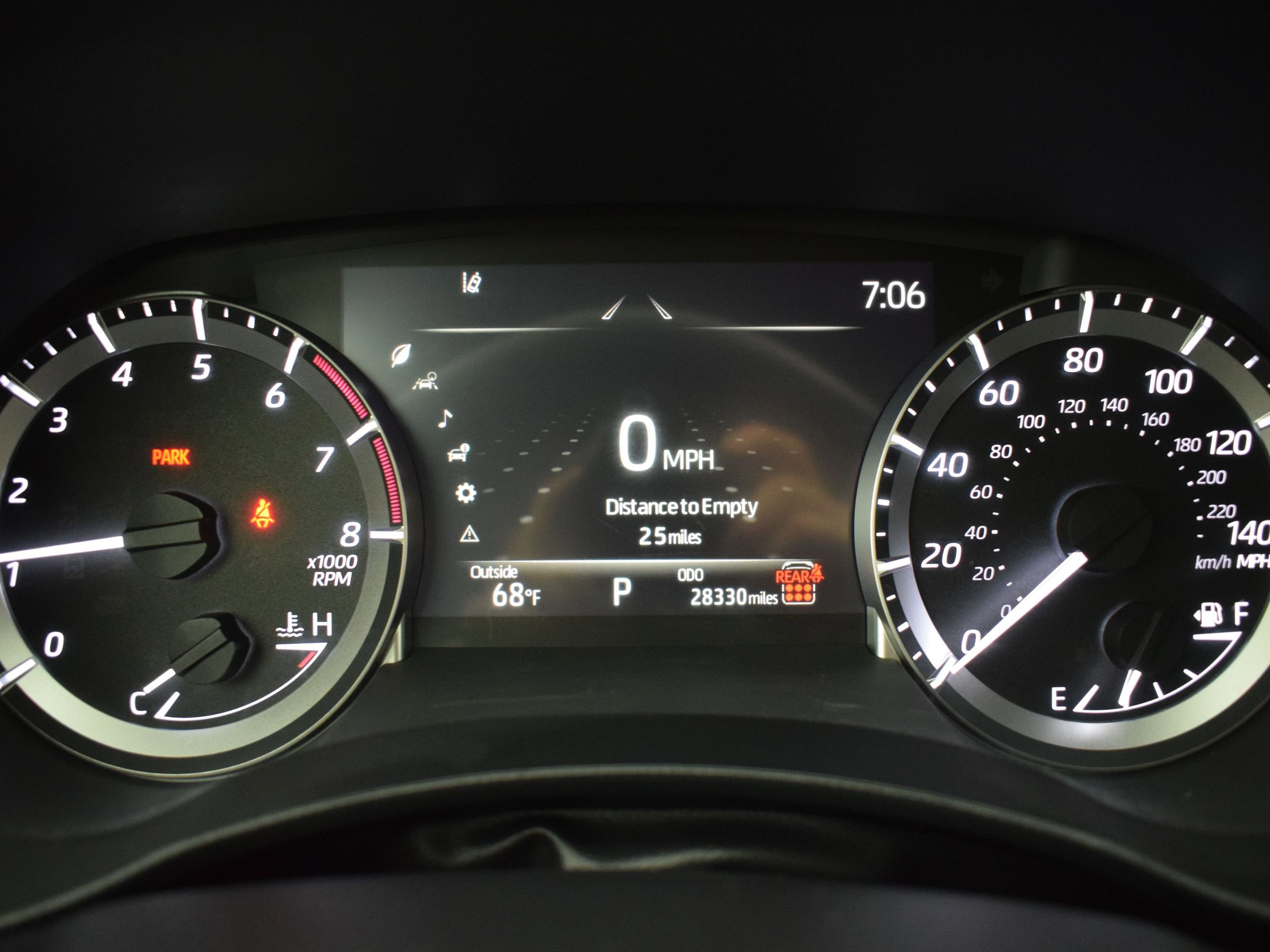 Used 2024 Toyota Highlander LE image 19