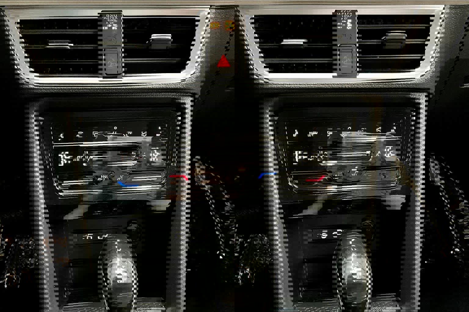 New 2026 Volkswagen Taos SE image 21