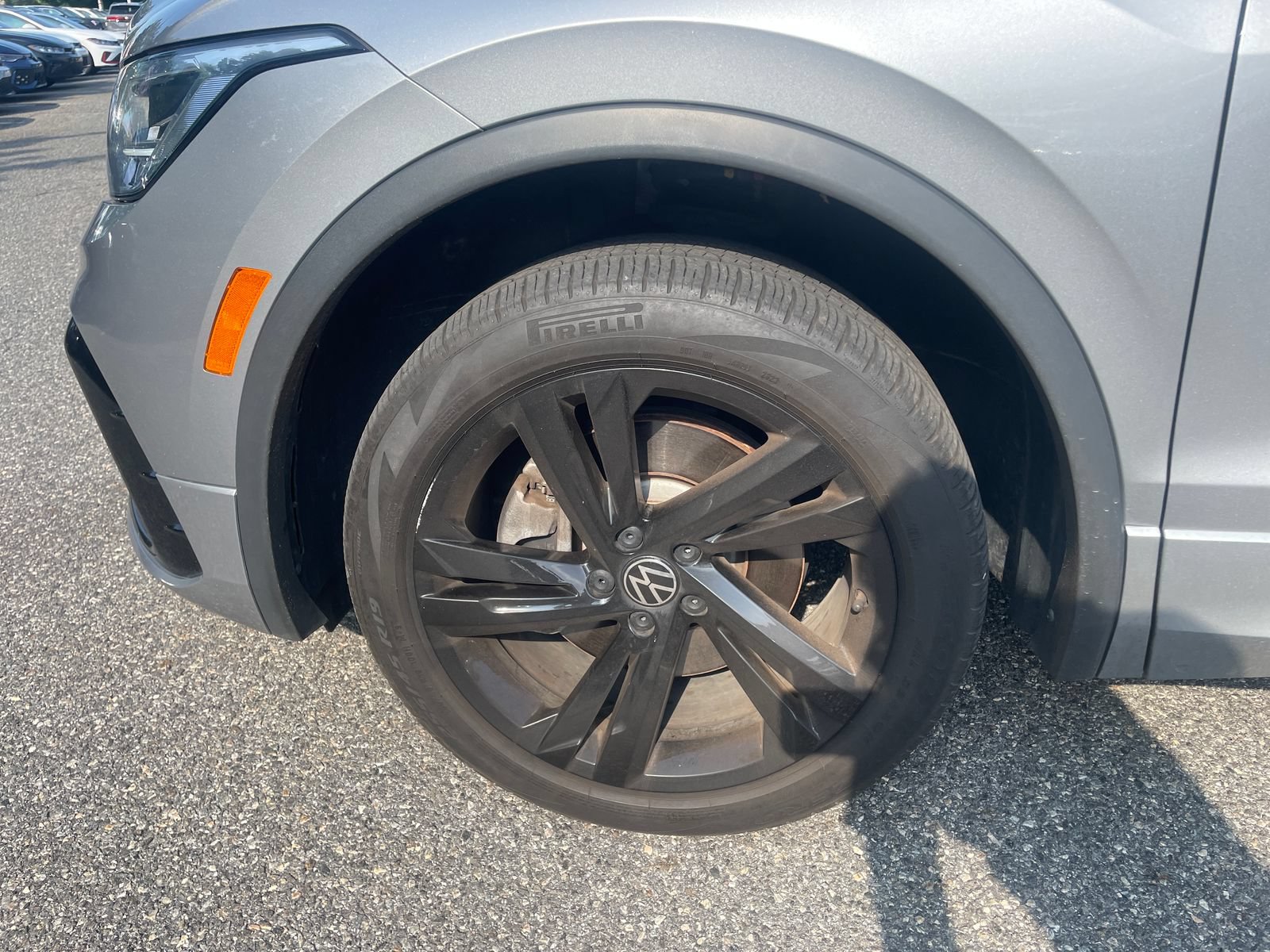 Certified 2024 Volkswagen Tiguan SE R-Line AWD/4WD image 18