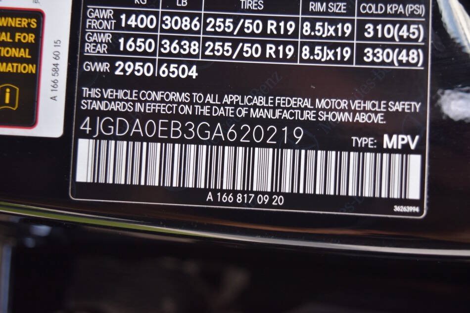 Used 2016 Mercedes-Benz GLE 300d 4MATIC w/ Premium Package image 82