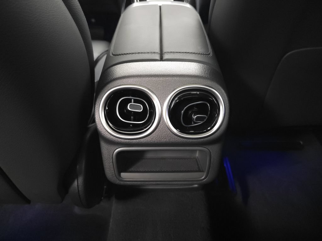 Certified 2026 Mercedes-Benz GLC 300 4MATIC image 24