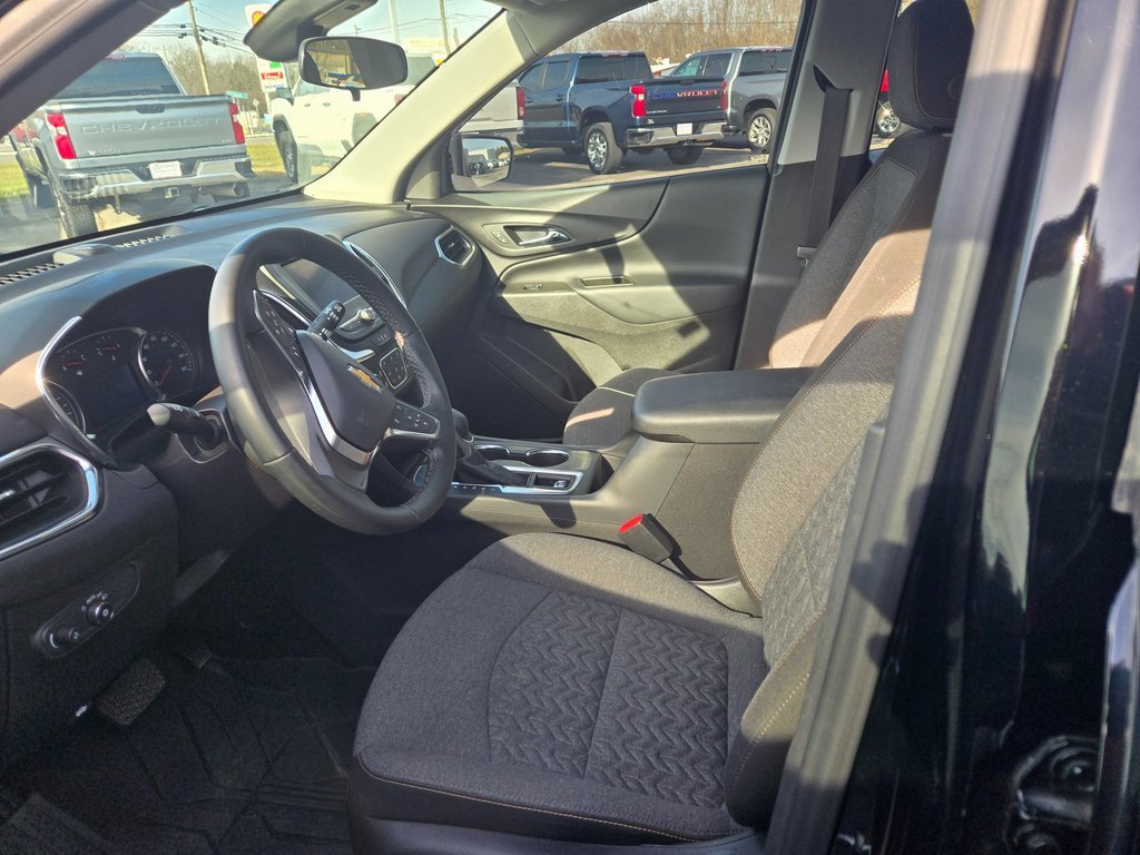 Used 2024 Chevrolet Equinox LT w/ LPO, Floor Liner Package image 7