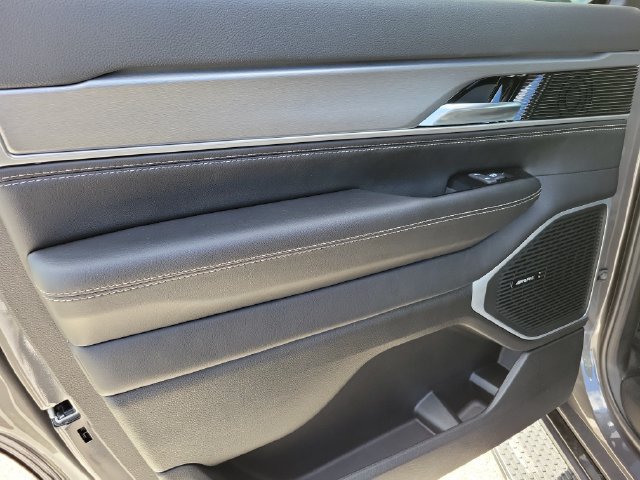 New 2027 Jeep Grand Wagoneer 4WD w/ Premium Group I image 33