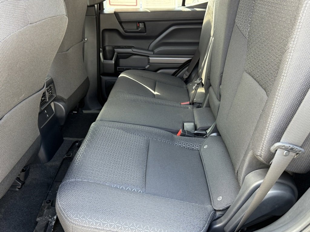 Used 2025 Toyota 4Runner SR5 image 30