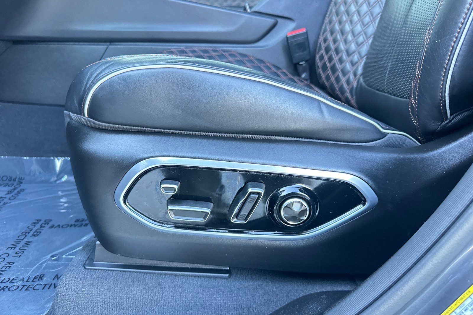 Used 2023 Jeep Grand Cherokee Summit image 12