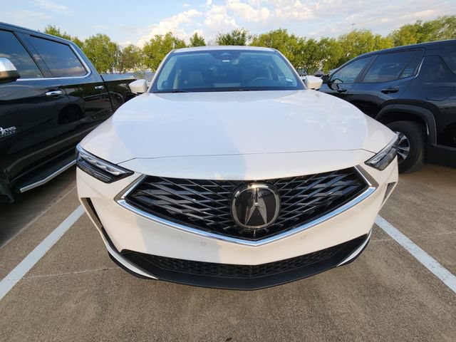 Used 2026 Acura MDX w/ Technology Package FWD image 2