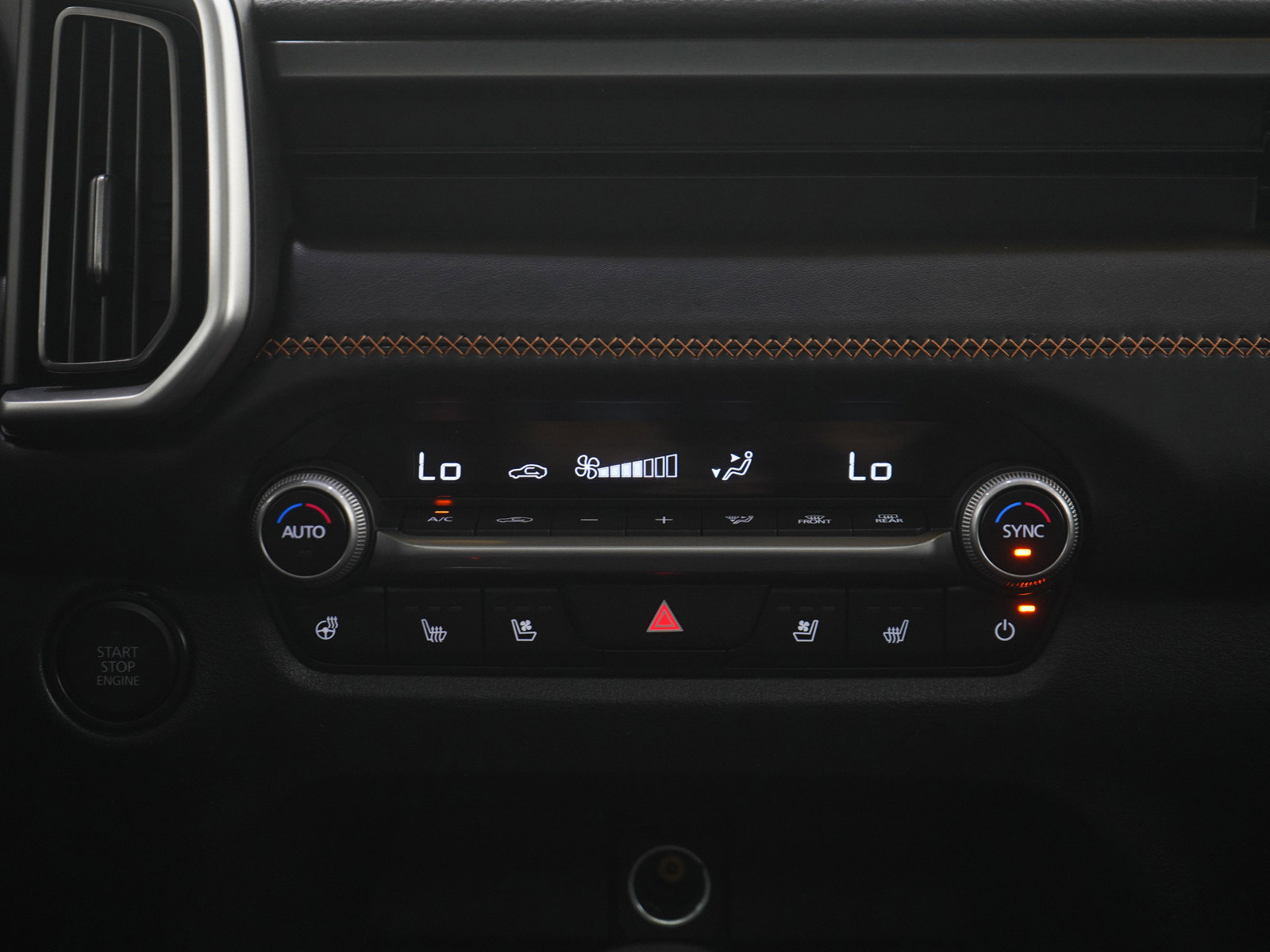 Used 2024 MAZDA CX-50 AWD 2.5 Turbo w/ Weather Package image 15