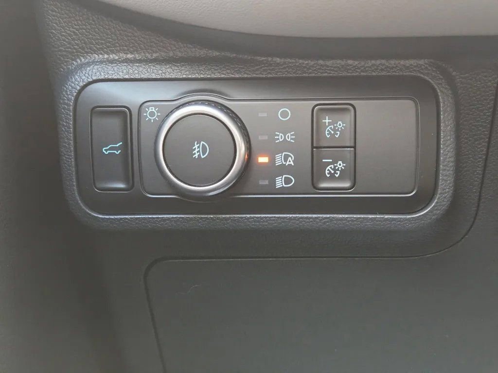 New 2026 Ford Explorer Active w/ Active Comfort Package image 14