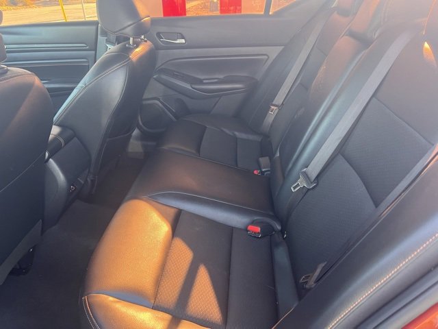 Used 2022 Nissan Altima 2.5 SR image 9