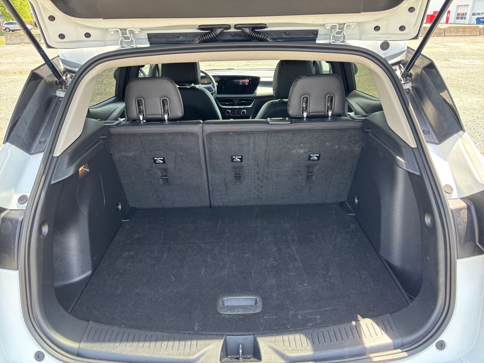 Used 2025 Buick Encore GX Preferred FWD image 27