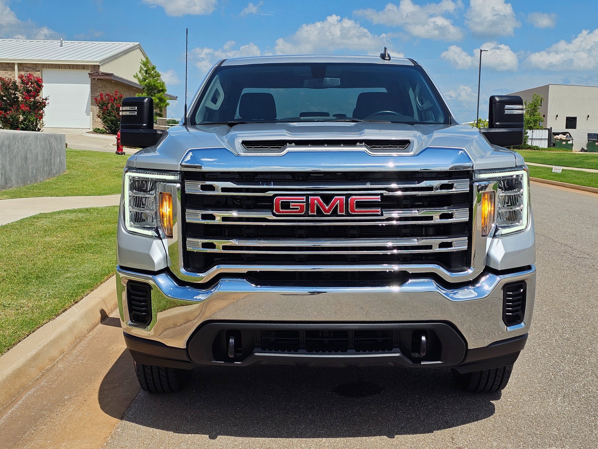 Used 2023 GMC Sierra 2500 SLE image 16