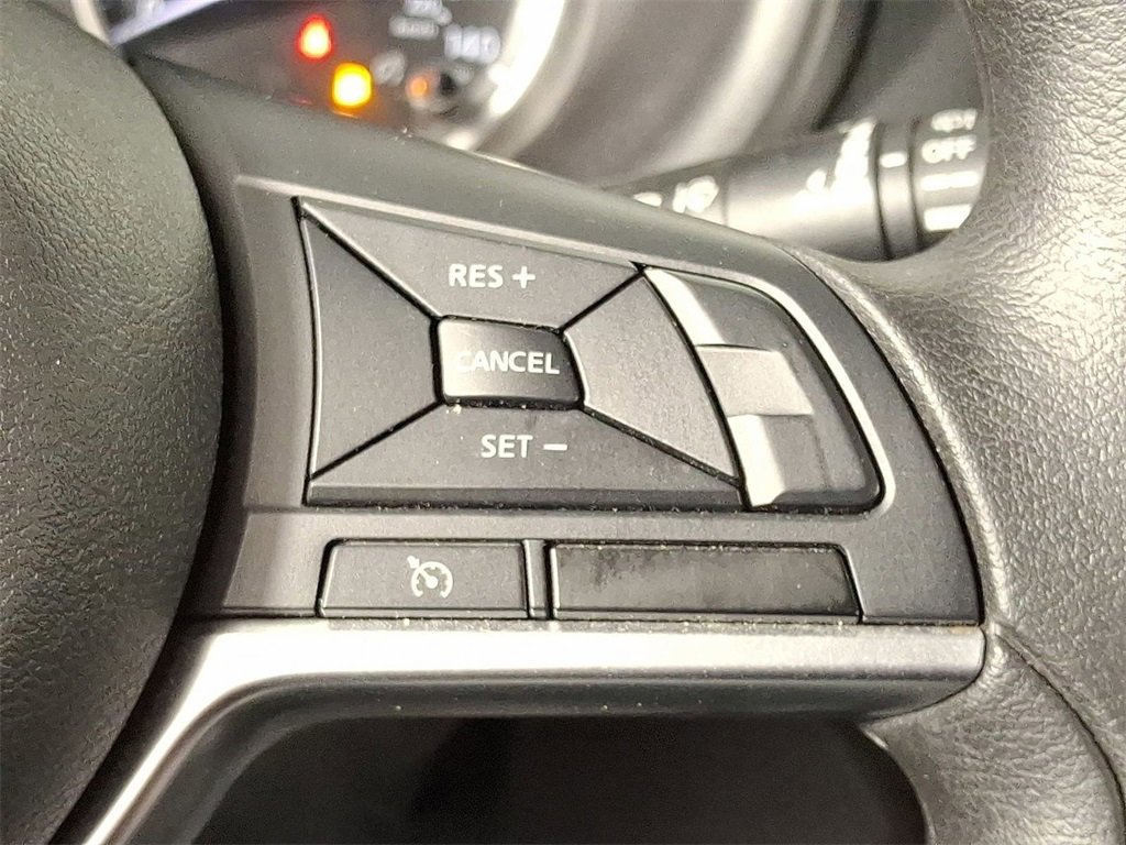 Used 2022 Nissan Kicks S image 27