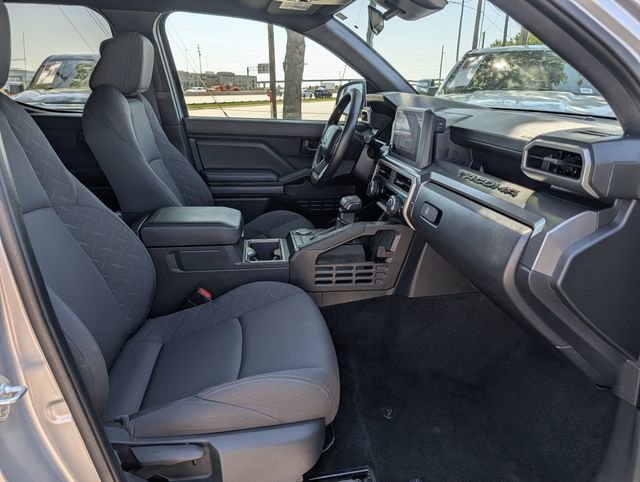 Used 2024 Toyota Tacoma SR5 RWD image 31