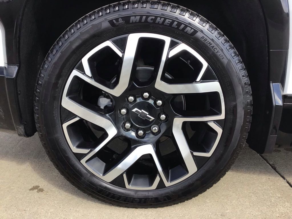 Used 2024 Chevrolet Silverado EV RST image 27