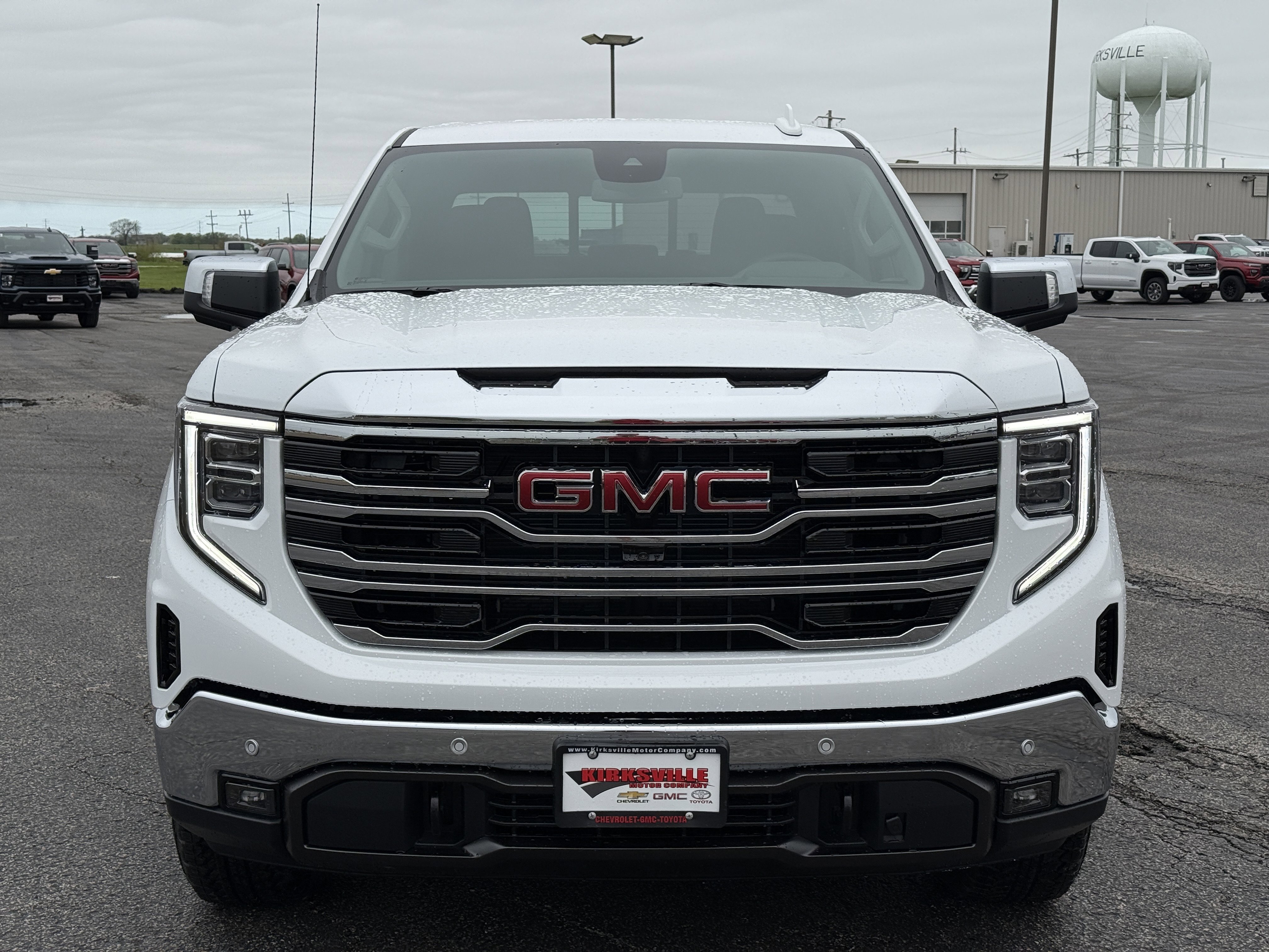 New 2026 GMC Sierra 1500 SLT AWD/4WD image 9