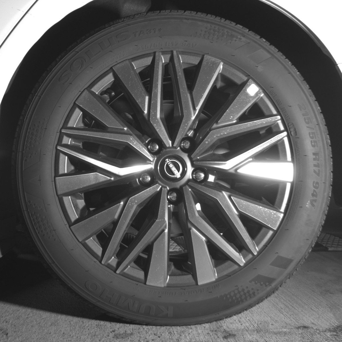 Used 2025 Nissan Altima 2.5 SV image 14