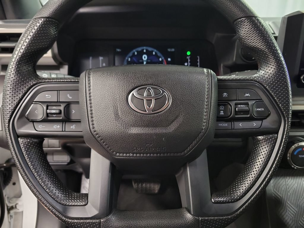 Used 2025 Toyota Tacoma SR5 AWD/4WD image 24