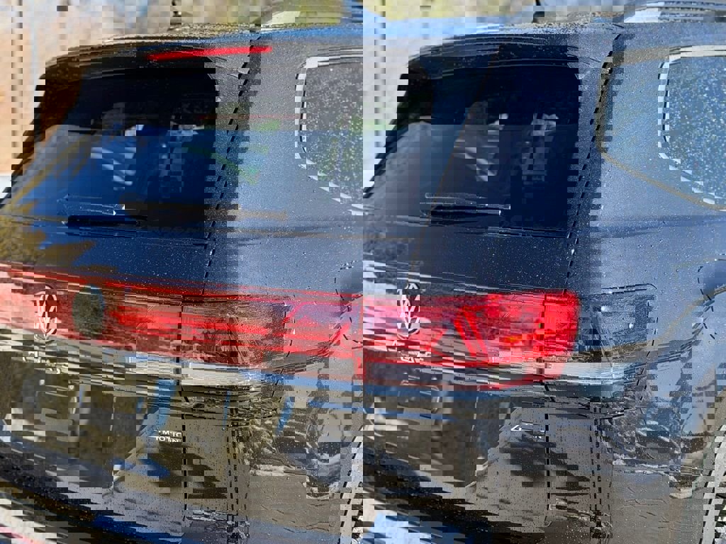 New 2026 Volkswagen Atlas Peak Edition image 12