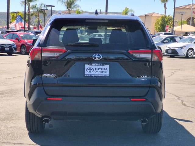 Used 2025 Toyota RAV4 XLE w/ Convenience Package image 7